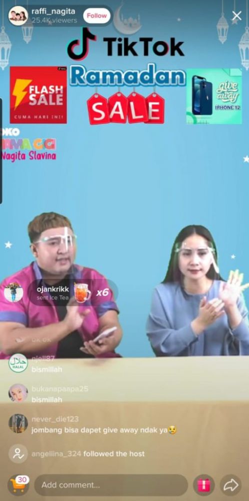 Ảnh chụp màn hình một buổi livestream bán hàng trên TikTok. Nguồn: KrAsia.
