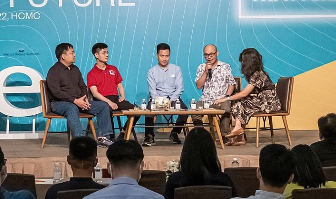 Rủi ro khi startup có quá nhiều tiền